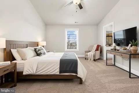 Bedroom - 15 Brompton St, Falling Waters, WV 25419 photo 2 of 4
