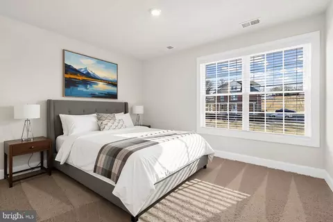 Bedroom - 15 Brompton St, Falling Waters, WV 25419 photo 4 of 4
