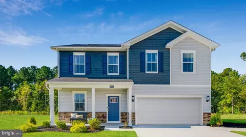 457 Gravenstein Ln, Martinsburg, WV 25401