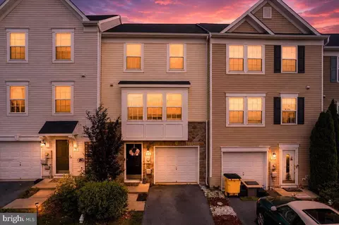 24 Ventura Way, Hedgesville, WV 25427
