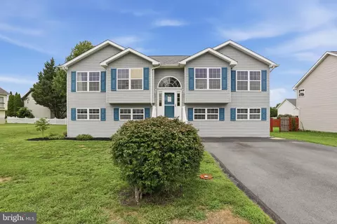 46 Halsey Ct, Martinsburg, WV 25405