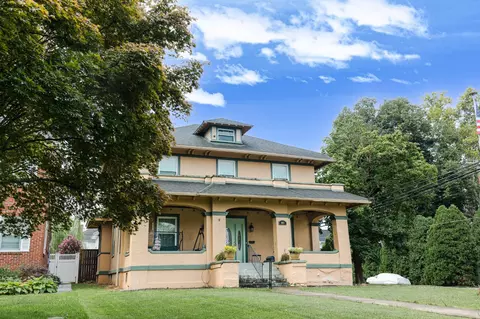 1025 W King St, Martinsburg, WV 25401