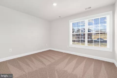 Bedroom - 41 Brompton St, Falling Waters, WV 25419 photo 3 of 4