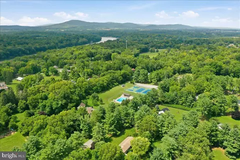 View/Area - 125 Trammel, Falling Waters, WV 25419 photo 3 of 8
