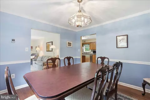 Dining - 125 Trammel, Falling Waters, WV 25419 photo 2 of 3