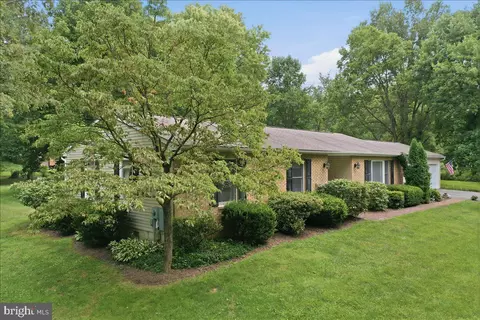 Exterior - 125 Trammel, Falling Waters, WV 25419 photo 3 of 9