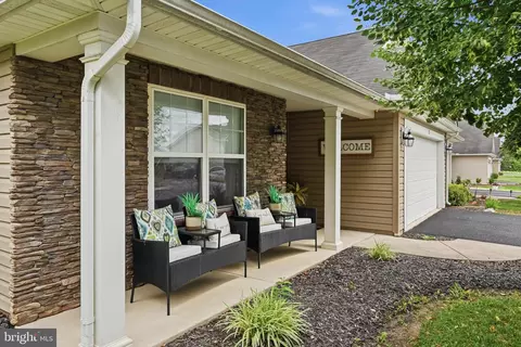 Exterior - 33 Chennault Trl, Falling Waters, WV 25419 photo 1 of 4