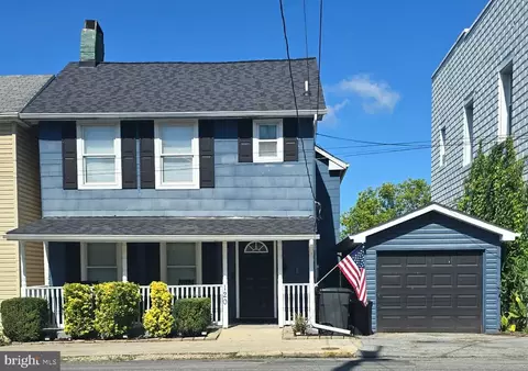 120 N High St, Martinsburg, WV 25404