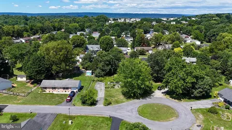 451 Morgan St, Inwood, WV 25428