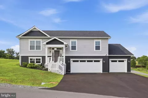 26 Duluth Dr, Martinsburg, WV 25404
