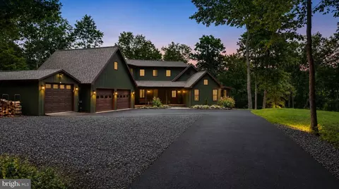 51 Liskey Ln, Hedgesville, WV 25427