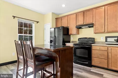 Kitchen - 58 Gauley River Path, Falling Waters, WV 25419 photo 1 of 4