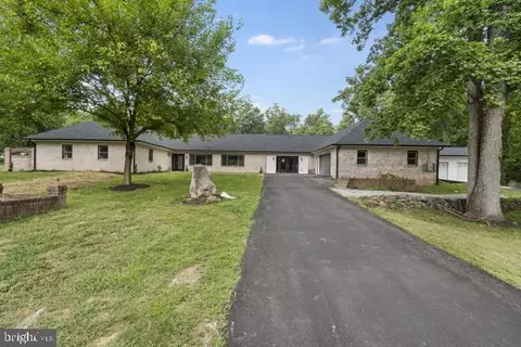 374 Weaver, Martinsburg, WV 25401