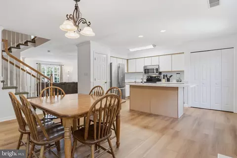 Dining - 249 Morningside Dr, Falling Waters, WV 25419 photo 2 of 2