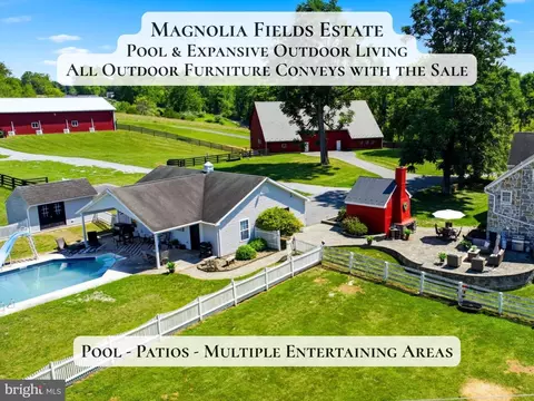 2120 Ropp Dr, Martinsburg, WV 25403
