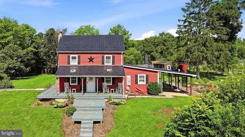 299 Warrior Dr, Bunker Hill, WV 25413