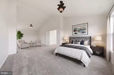 Bedroom - 348 Dorchester Dr, Falling Waters, WV 25419 photo 1 of 10