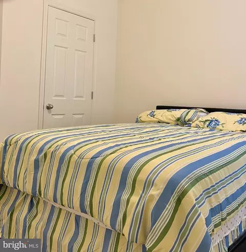 Bedroom - 28 Chennault Trl, Falling Waters, WV 25419 photo 3 of 5