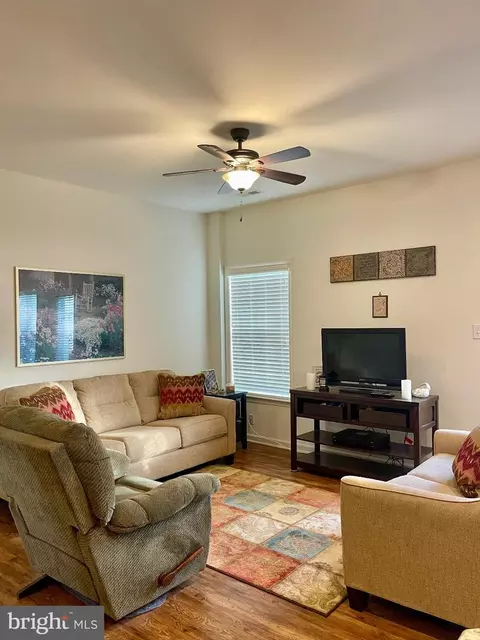 Living - 28 Chennault Trl, Falling Waters, WV 25419 photo 2 of 2