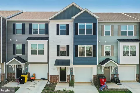 51 Olga Dr, Martinsburg, WV 25403