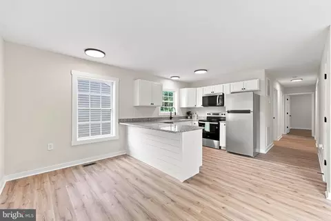 207 Arch St, Martinsburg, WV 25401