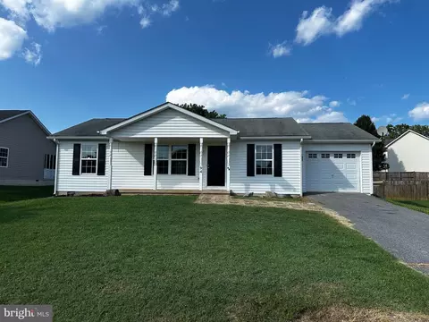94 Escalade Ln, Martinsburg, WV 25403