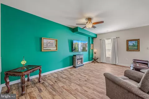 Living - 34 Polygon Pl, Falling Waters, WV 25419 photo 1 of 1