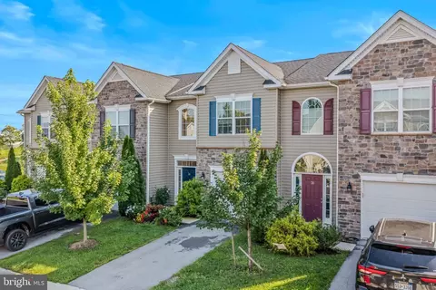 Exterior - 34 Polygon Pl, Falling Waters, WV 25419 photo 3 of 4