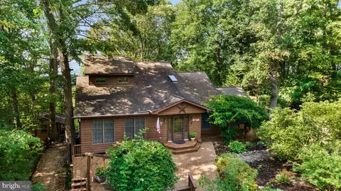 208 Atwood Dr, Gerrardstown, WV 25420