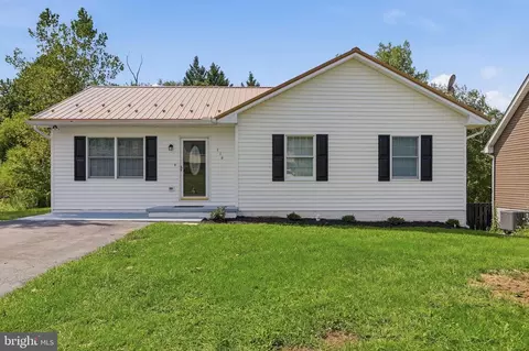 116 Bane Berry Ln, Martinsburg, WV 25404