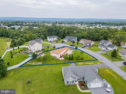 783 Ives St, Martinsburg, WV 25405