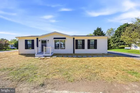 86 Fletcher Ct, Martinsburg, WV 25404