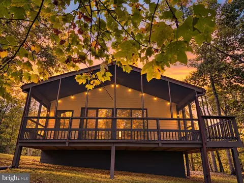 647 The Woods Rd, Hedgesville, WV 25427