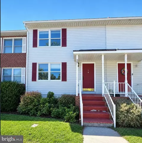 30 Waldeck Ct, Inwood, WV 25428