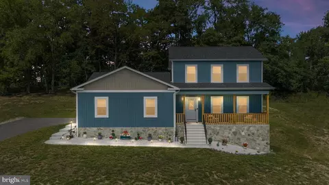 645 Slonaker Ln, Martinsburg, WV 25405