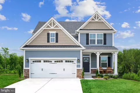 1124 Caracas Blvd, Martinsburg, WV 25403