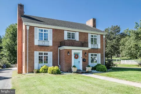 1407 W King St, Martinsburg, WV 25401