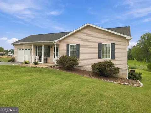 91 Jetta Cir, Martinsburg, WV 25403