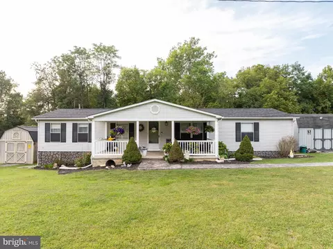55 Frances Dr, Martinsburg, WV 25404
