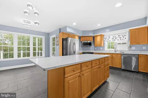 Kitchen - 117 Beverly Ln, Falling Waters, WV 25419 photo 1 of 5