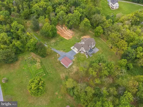 View/Area - 117 Beverly Ln, Falling Waters, WV 25419 photo 1 of 3