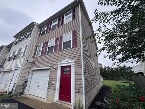 244 Topaz Ln, Inwood, WV 25428