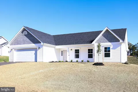 149 Nyquist Way, Martinsburg, WV 25404