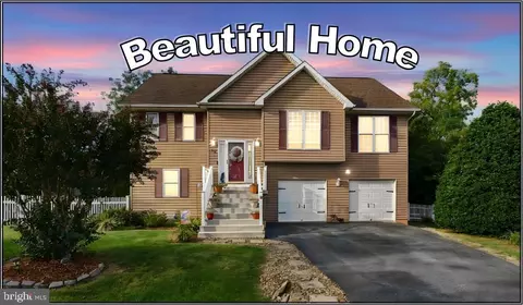 29 Clematis Ct, Martinsburg, WV 25401