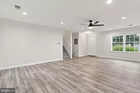 Living - 110 Left St, Falling Waters, WV 25419 photo 1 of 3