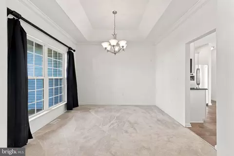 Living - 22 Patapsco Cir, Falling Waters, WV 25419 photo 3 of 5