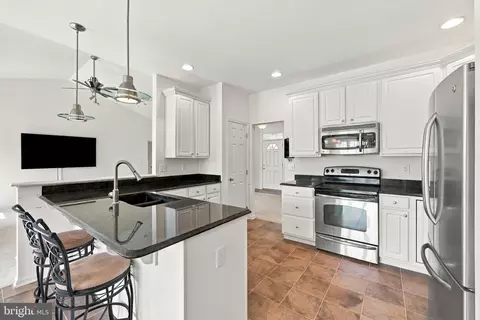 Kitchen - 22 Patapsco Cir, Falling Waters, WV 25419 photo 1 of 5