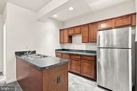 Kitchen - 22 Patapsco Cir, Falling Waters, WV 25419 photo 5 of 5