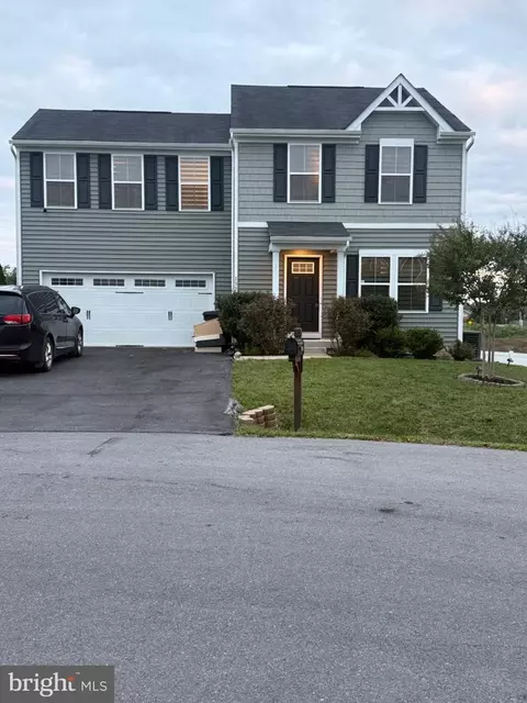 132 Milkweed Ln, Bunker Hill, WV 25413