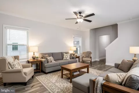 83 Brompton St, Falling Waters, WV 25419 photo 5